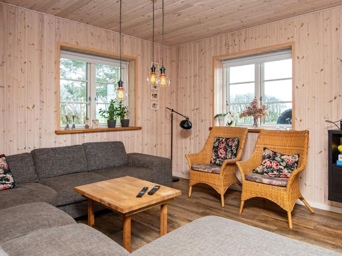10 Person Holiday Home In Glesborg Екстер'єр фото