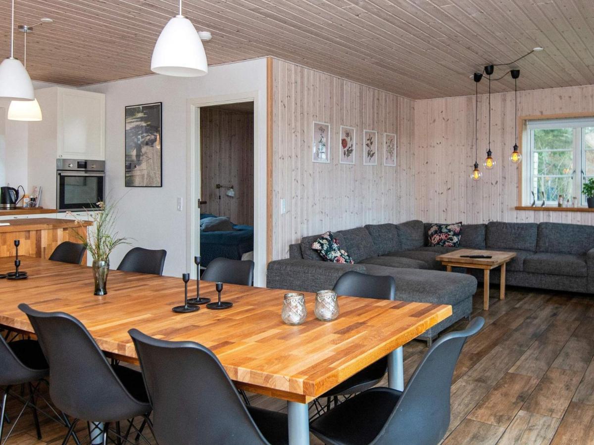10 Person Holiday Home In Glesborg Екстер'єр фото