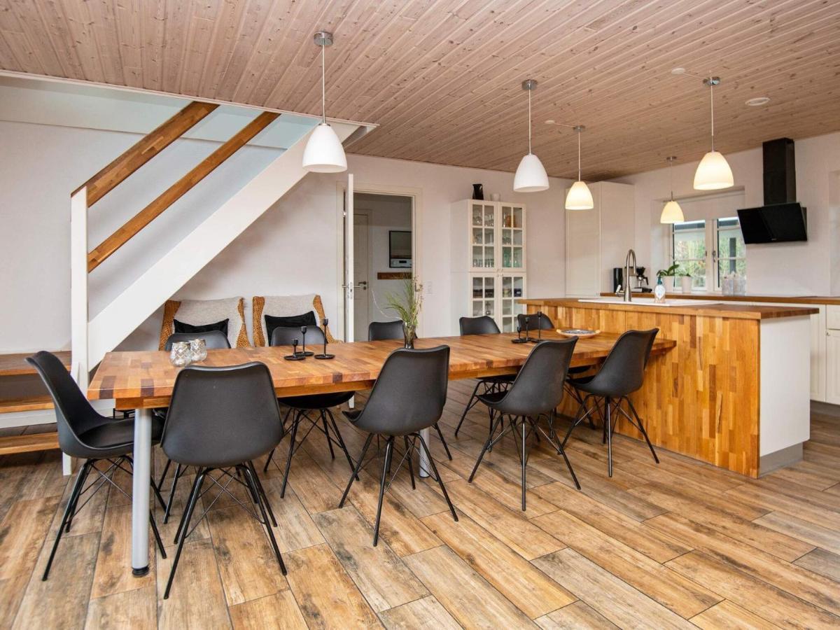 10 Person Holiday Home In Glesborg Екстер'єр фото